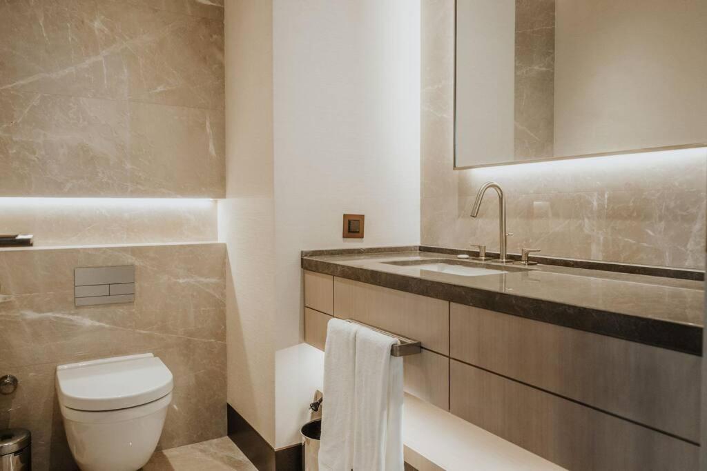 Serviced Luxurious 3+1 In Address Emaar Square Стамбул Екстер'єр фото